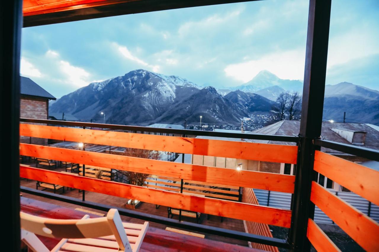Wooden Hotel Kazbegi 外观 照片